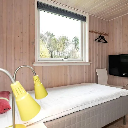 8 Person In Lb K 3* Ålbæk